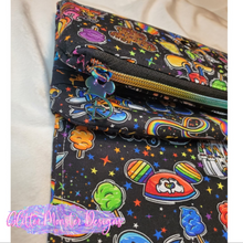 Load image into Gallery viewer, Love Mouse Clutch