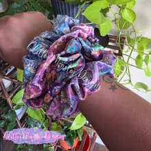 Load image into Gallery viewer, Scrunchies