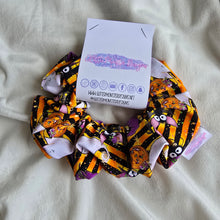 Load image into Gallery viewer, Scrunchies