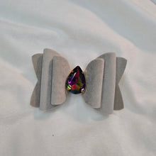 Load image into Gallery viewer, Diamond Bows