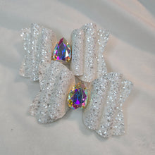 Load image into Gallery viewer, Diamond Bows