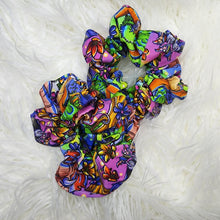 Load image into Gallery viewer, Scrunchies