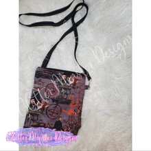 Load image into Gallery viewer, Simple Box crossbody

