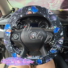 Load image into Gallery viewer, Steering Wheel Cover
