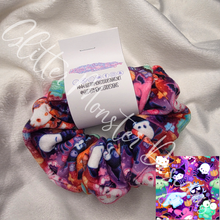 Load image into Gallery viewer, Scrunchies
