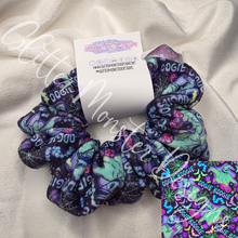 Load image into Gallery viewer, Scrunchies
