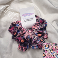 Load image into Gallery viewer, Scrunchies
