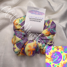 Load image into Gallery viewer, Scrunchies
