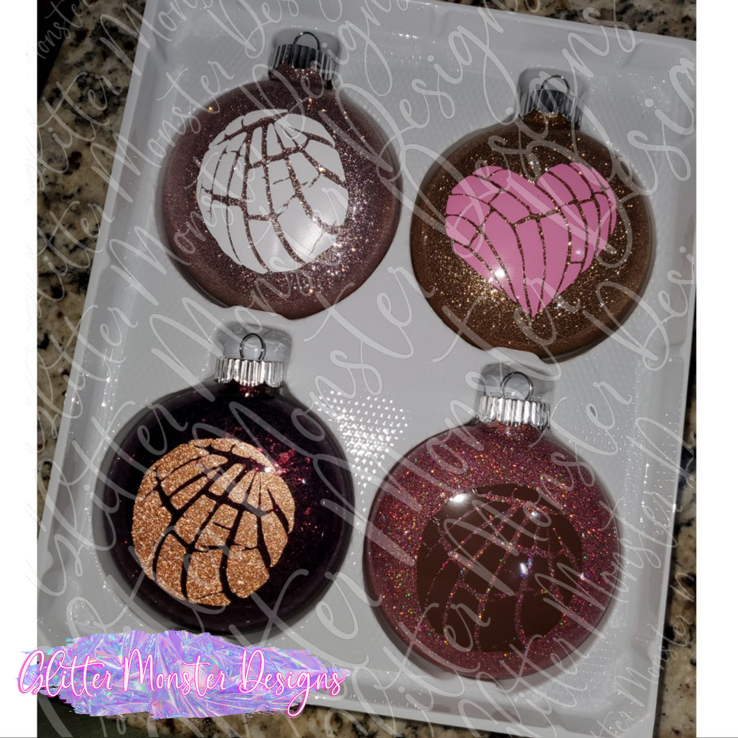 Sweet bread Ornaments set of 4